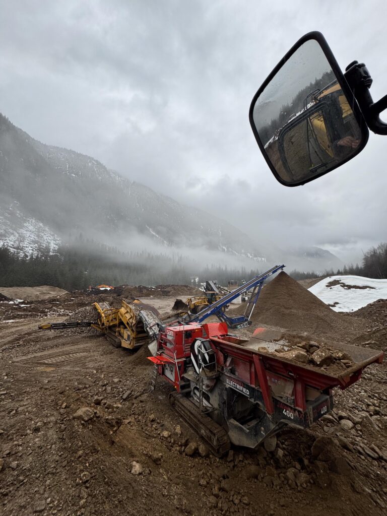 Aggregate & Custom Crushing Gravel lines